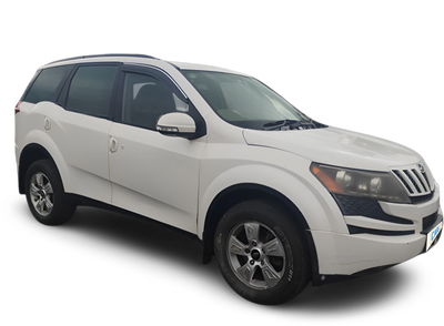 Mahindra XUV500-img